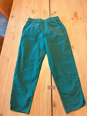 Brand new capris from Spain